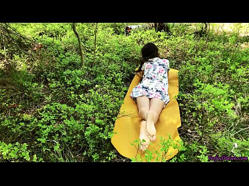 ❤️ Stranger on Tinder Masturbates My Pussy and Fucks Passionately in the woods (En främling på Tinder onanerar min fitta och knullar passionerat i skogen) ❤️❌ Porno vk at sv.epicpornvideos-com.ru ❤